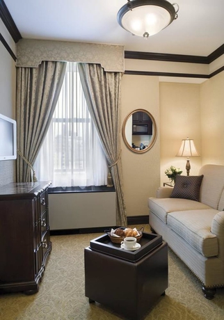 Imagen de la habitación del Hotel Lucerne. Foto 10