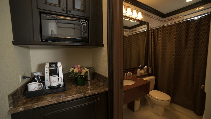 Imagen de la habitación del Hotel Lucerne. Foto 11