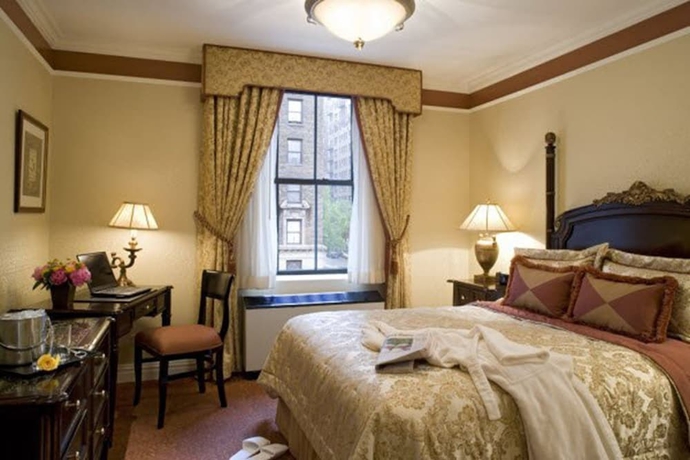 Imagen de la habitación del Hotel Lucerne. Foto 15