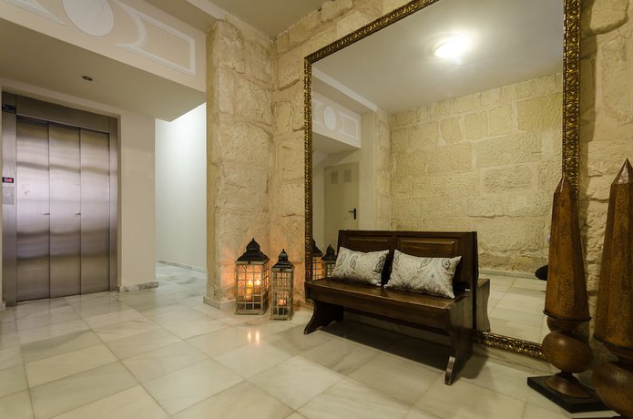 Imagen de los interiores del Hotel Luces de Catedral. Foto 11