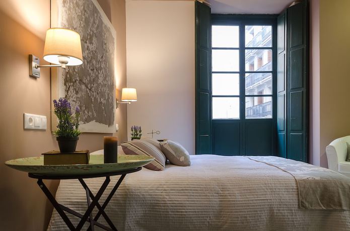 Imagen de la habitación del Hotel Luces de Catedral. Foto 10