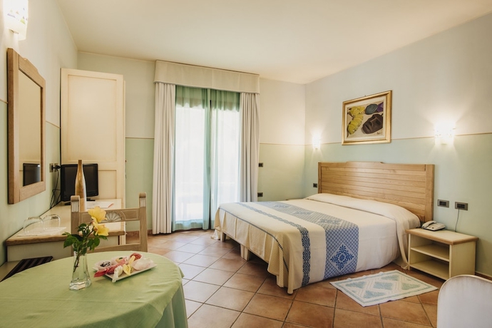 Imagen de la habitación del Hotel Luci Del Faro. Foto 9