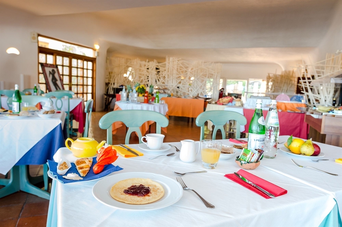 Imagen del bar/restaurante del Hotel Luci Di La Muntagna. Foto 8