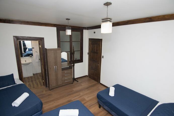Imagen de la habitación del Hotel Lucia Agustina Boutique. Foto 17