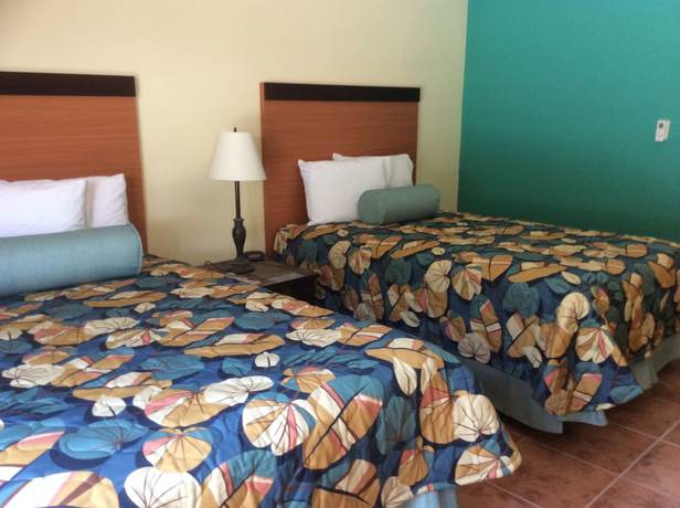 Imagen de la habitación del Hotel Lucia Beach. Foto 8