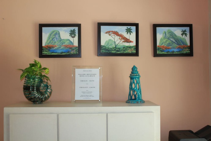 Imagen de los interiores del Hotel Lucia Beach. Foto 16