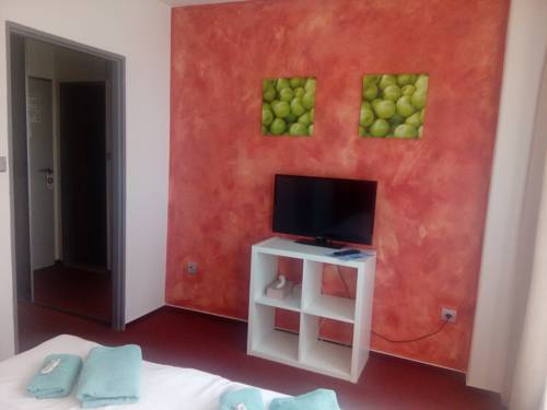 Imagen de la habitación del Hotel Lucia, Bohemia Meridional. Foto 13