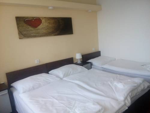 Imagen de la habitación del Hotel Lucia, Bohemia Meridional. Foto 15