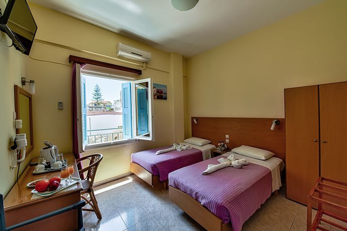 Imagen de la habitación del Hotel Lucia, Chania. Foto 4