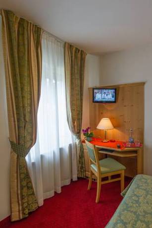 Imagen de la habitación del Hotel Lucia, Selva di Levico. Foto 7