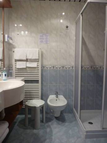 Imagen de la habitación del Hotel Lucia, Selva di Levico. Foto 15