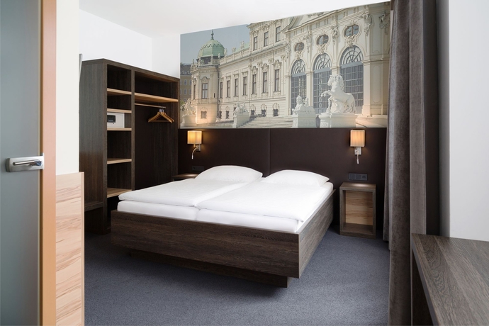 Imagen de la habitación del Hotel Lucia, Viena. Foto 4