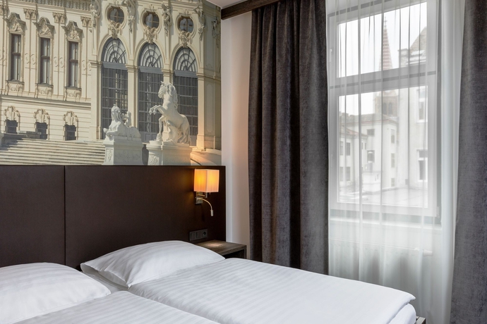 Imagen de la habitación del Hotel Lucia, Viena. Foto 16