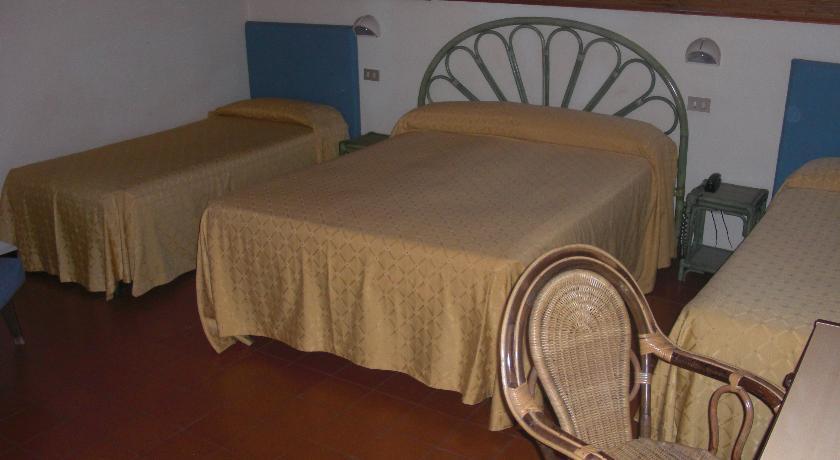 Imagen general del Hotel Luciana, Marina di Massa. Foto 5