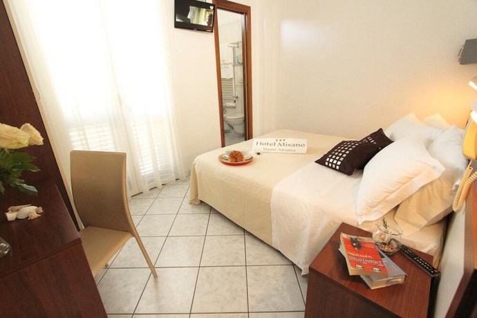 Imagen de la habitación del Hotel Luciana, Misano Adriatico. Foto 7