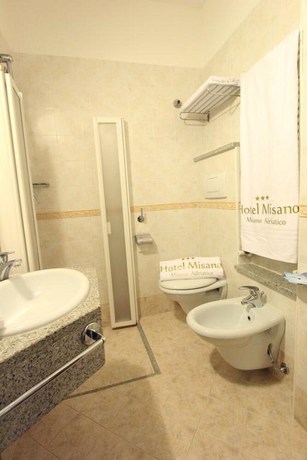 Imagen de la habitación del Hotel Luciana, Misano Adriatico. Foto 8