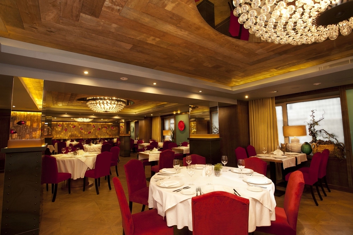 Imagen del bar/restaurante del Hotel Luciano Residence. Foto 3