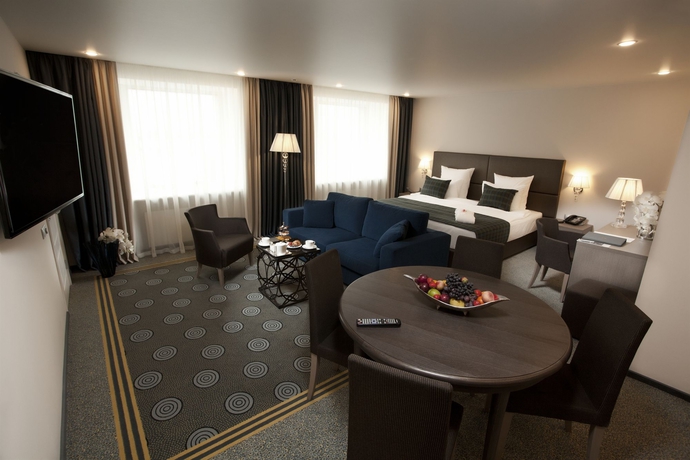 Imagen de la habitación del Hotel Luciano Residence. Foto 9