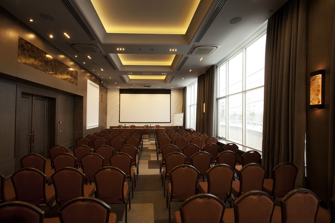 Imagen de los interiores del Hotel Luciano Residence. Foto 14