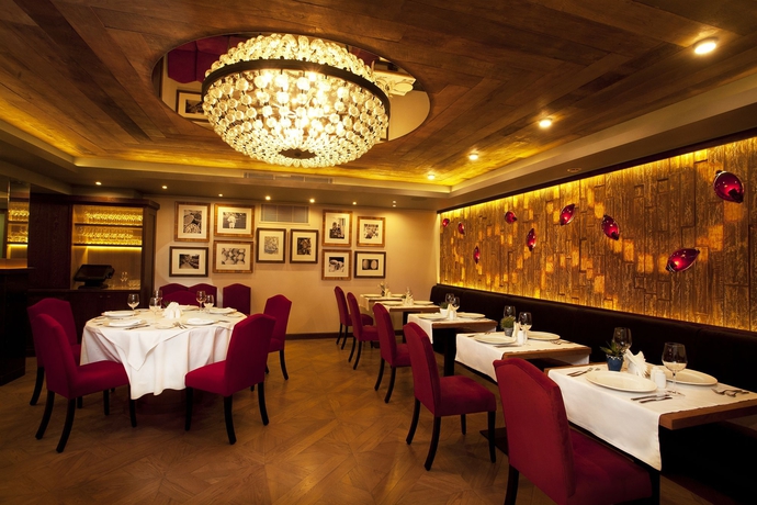 Imagen del bar/restaurante del Hotel Luciano Residence. Foto 4
