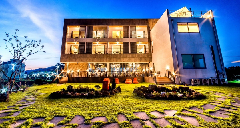 Imagen general del Hotel Lucid M. Foto 3