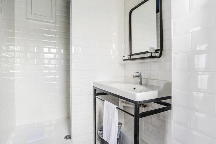 Imagen de la habitación del Hotel Lucien. Foto 4