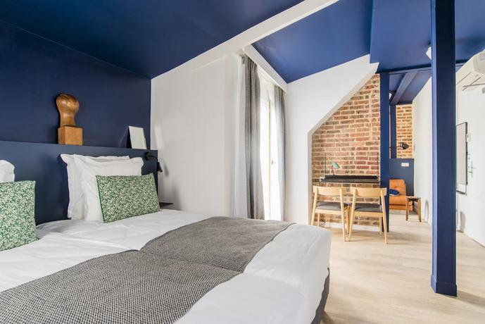 Imagen de la habitación del Hotel Lucien. Foto 7