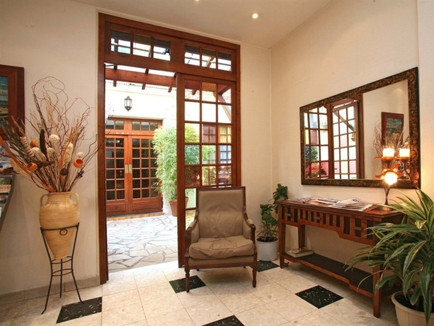 Imagen general del Hotel Lucien and Marinette. Foto 5