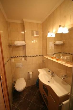 Imagen general del Hotel Lucija, Posedarje. Foto 4