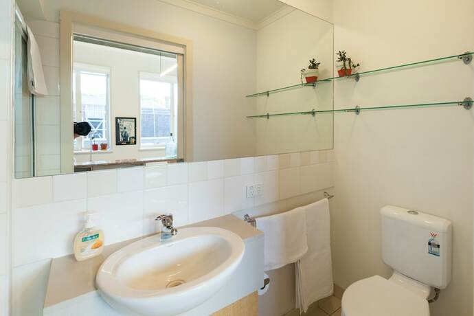Imagen general del Hotel Lucinda, Carlton Studio Apartment. Foto 4