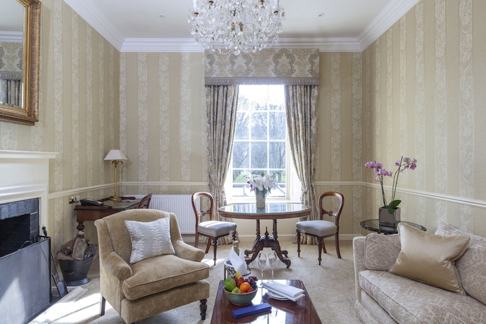 Imagen de la habitación del Hotel Lucknam Park and Spa. Foto 7