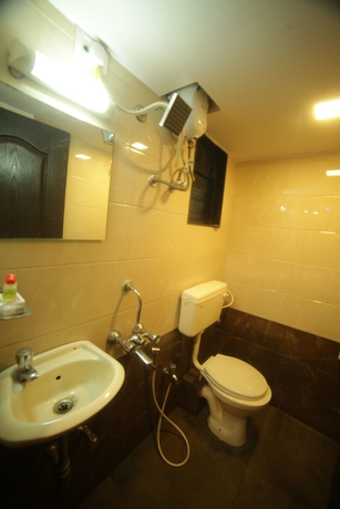 Imagen de la habitación del Hotel Lucky Bandra. Foto 10