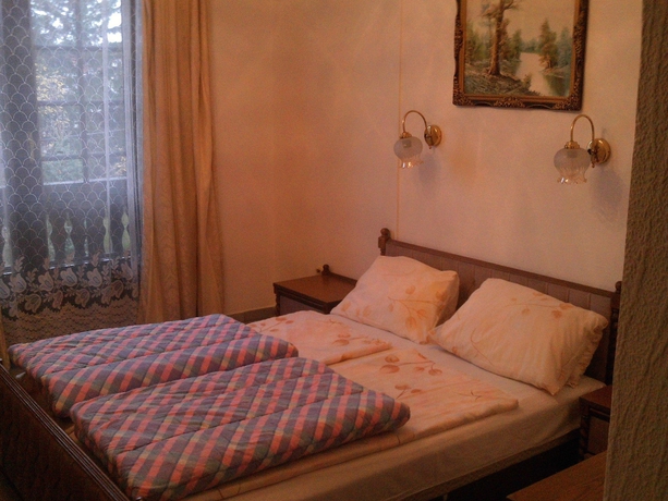 Imagen de la habitación del Hotel Lucky, Budapest. Foto 3