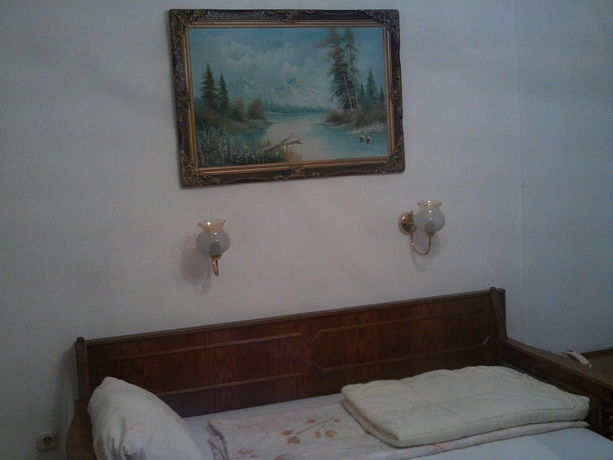 Imagen de la habitación del Hotel Lucky, Budapest. Foto 5