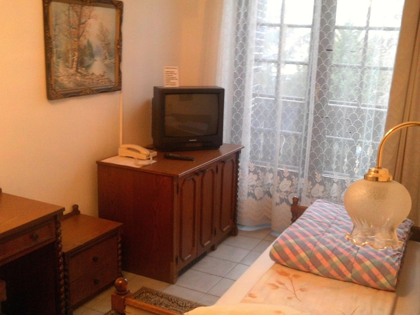 Imagen de la habitación del Hotel Lucky, Budapest. Foto 6