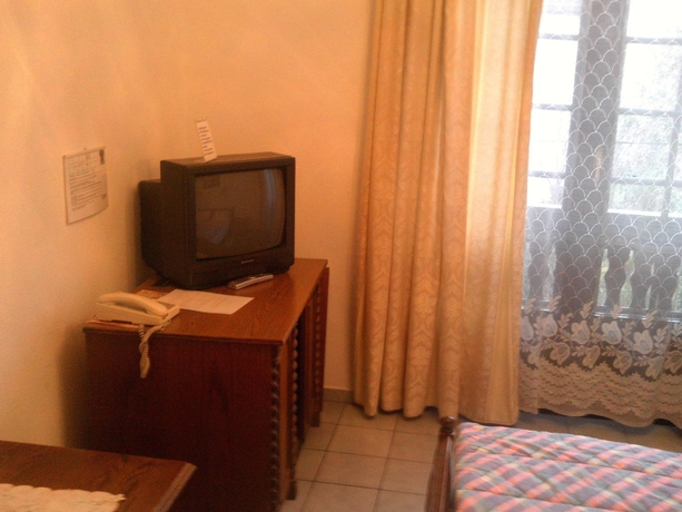 Imagen de la habitación del Hotel Lucky, Budapest. Foto 12