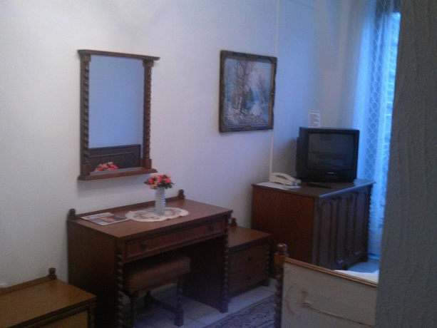 Imagen de la habitación del Hotel Lucky, Budapest. Foto 14
