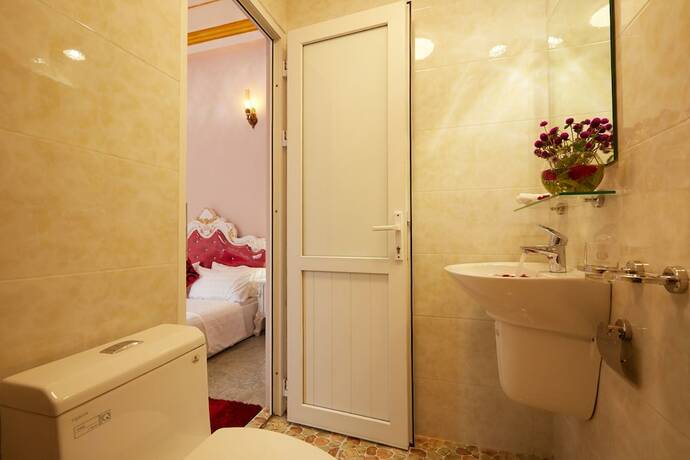 Imagen de la habitación del Hotel Lucky Budda Inn Villa. Foto 17