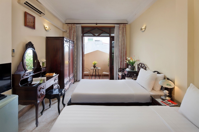 Imagen general del Hotel Lucky Central Hotel and Travel. Foto 1