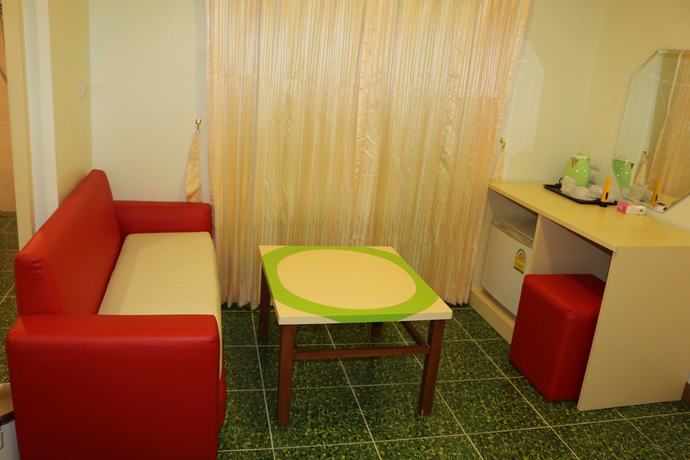 Imagen de los interiores del Hotel Lucky Green View. Foto 12
