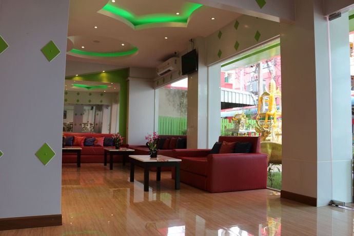 Imagen de los exteriores del Hotel Lucky Green View. Foto 11