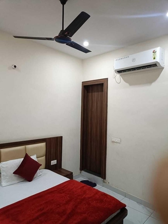 Imagen general del Hotel Lucky Guest House, Jhansi. Foto 2