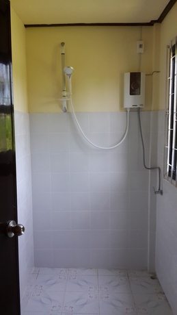 Imagen de la habitación del Hotel Lucky Home Resort. Foto 12