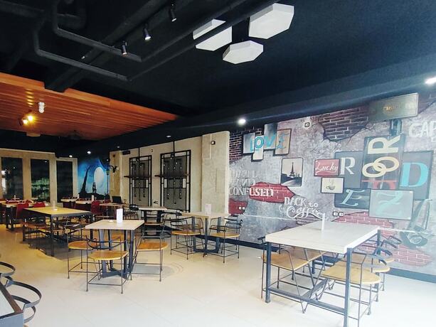 Imagen general del Hotel Lucky Inn and Cafe. Foto 9