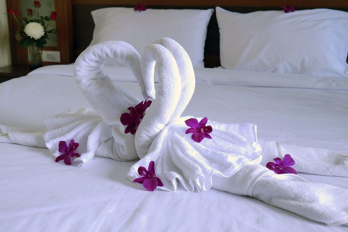 Imagen de la habitación del Hotel Lucky Patong. Foto 9