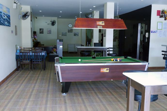 Imagen del bar/restaurante del Hotel Lucky Patong. Foto 4