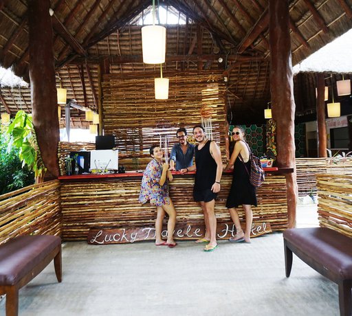Imagen de los interiores del Hotel Lucky Traveler Hostel. Foto 19