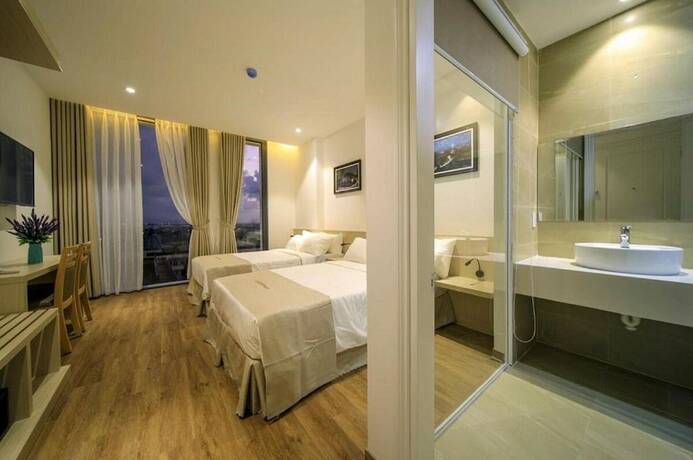 Imagen de la habitación del Hotel Lucky Tuy Hoa. Foto 12
