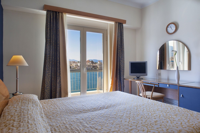 Imagen de la habitación del Hotel Lucy, Chalkida. Foto 4