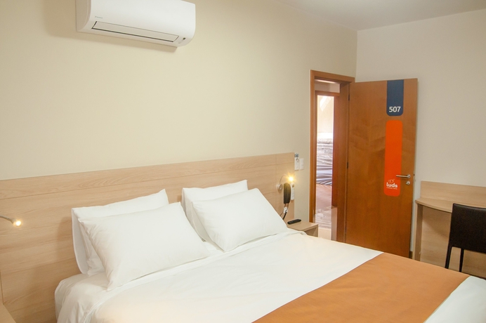 Imagen de la habitación del Hotel Luds Comfort. Foto 9